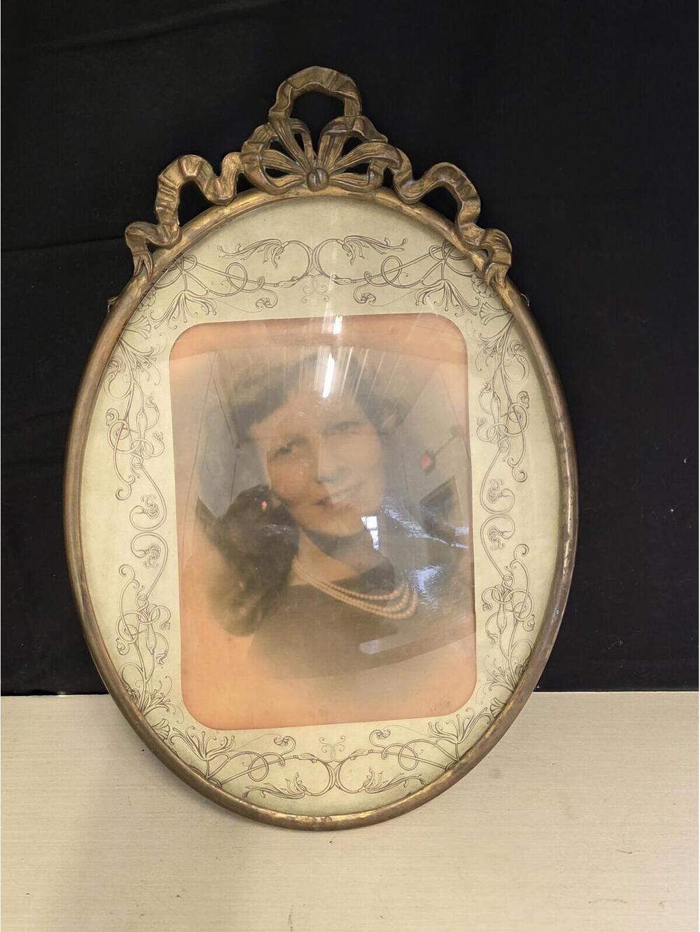 Antique Victorian Oval Brass Frame 14"x11"